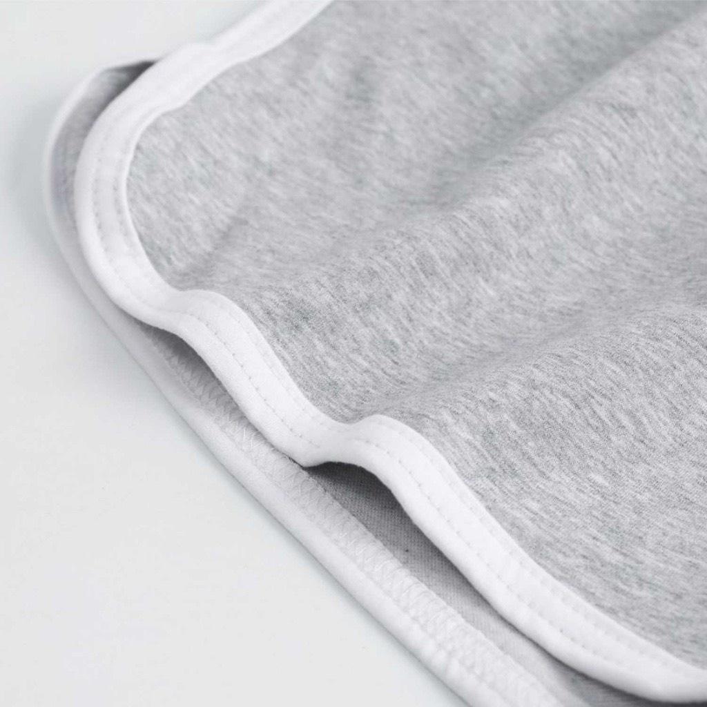 Quần đùi nữ dáng thể thao chất cotton co dãn ôm body sexy, quần dáng ngắn tôn V3 sexy Q03 - Trắng viền sọc