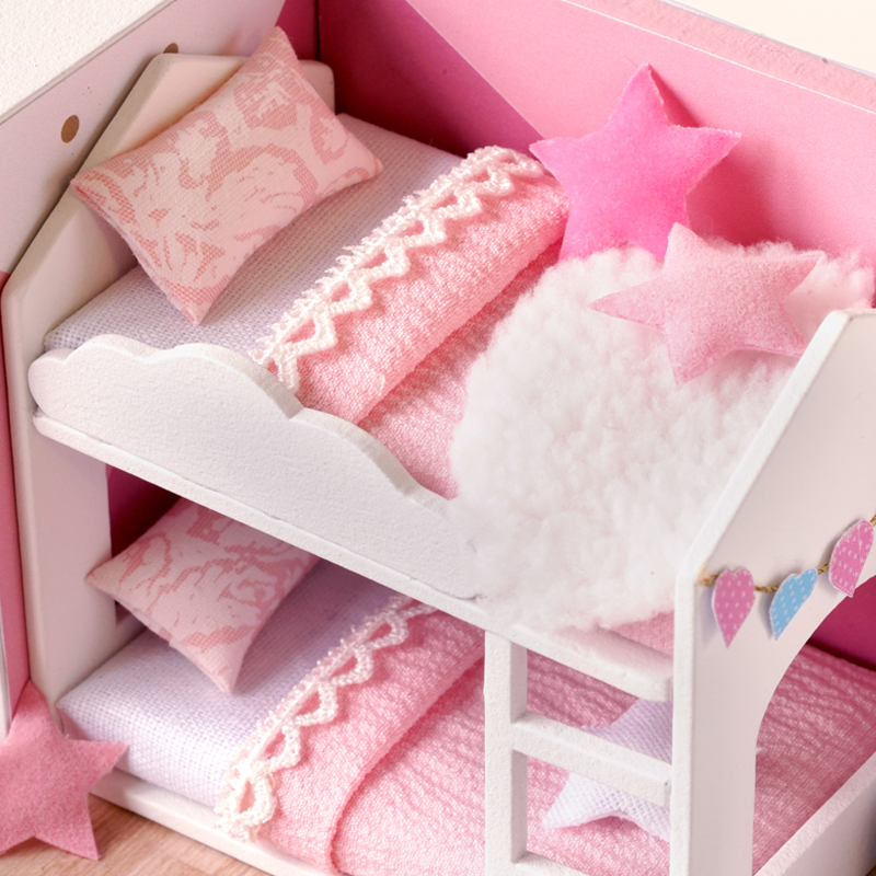 Mô hình nhà DIY Doll House Dream Angels Kèm Mica Chống bụi