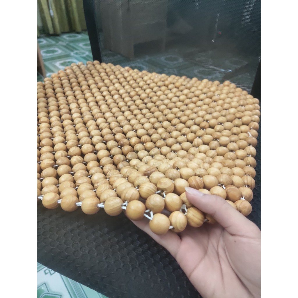 MIẾNG ĐỆM LÓT GHẾ HẠT GỖ 45CM Tấm ngồi văn phòng bằng gỗ thông kt mặt rộng 45×45cm Tấm lót ghế ô tô vuông cao cấp KT 45x45cm hạt dùng cho ghế