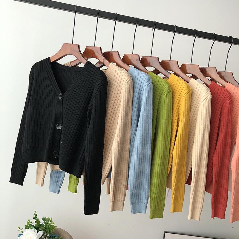 Áo len cổ V mỏng, áo cardigan nữ croptop 3 khuy freesize ulzzang Junnie Closet