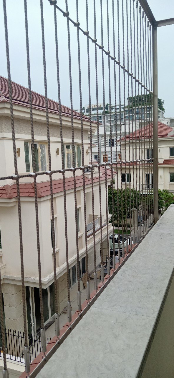 Khóa cáp chữ thập cho hành lang, cầu thang