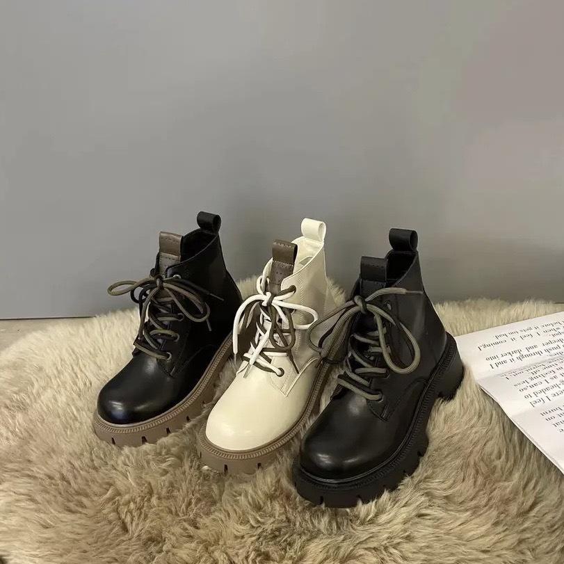 Giày Bốt Martin Lót Lông Cừu Dày Dặn Phong Cách Anh Quốc Thời Trang Thu Đông Mới Cho Nữ