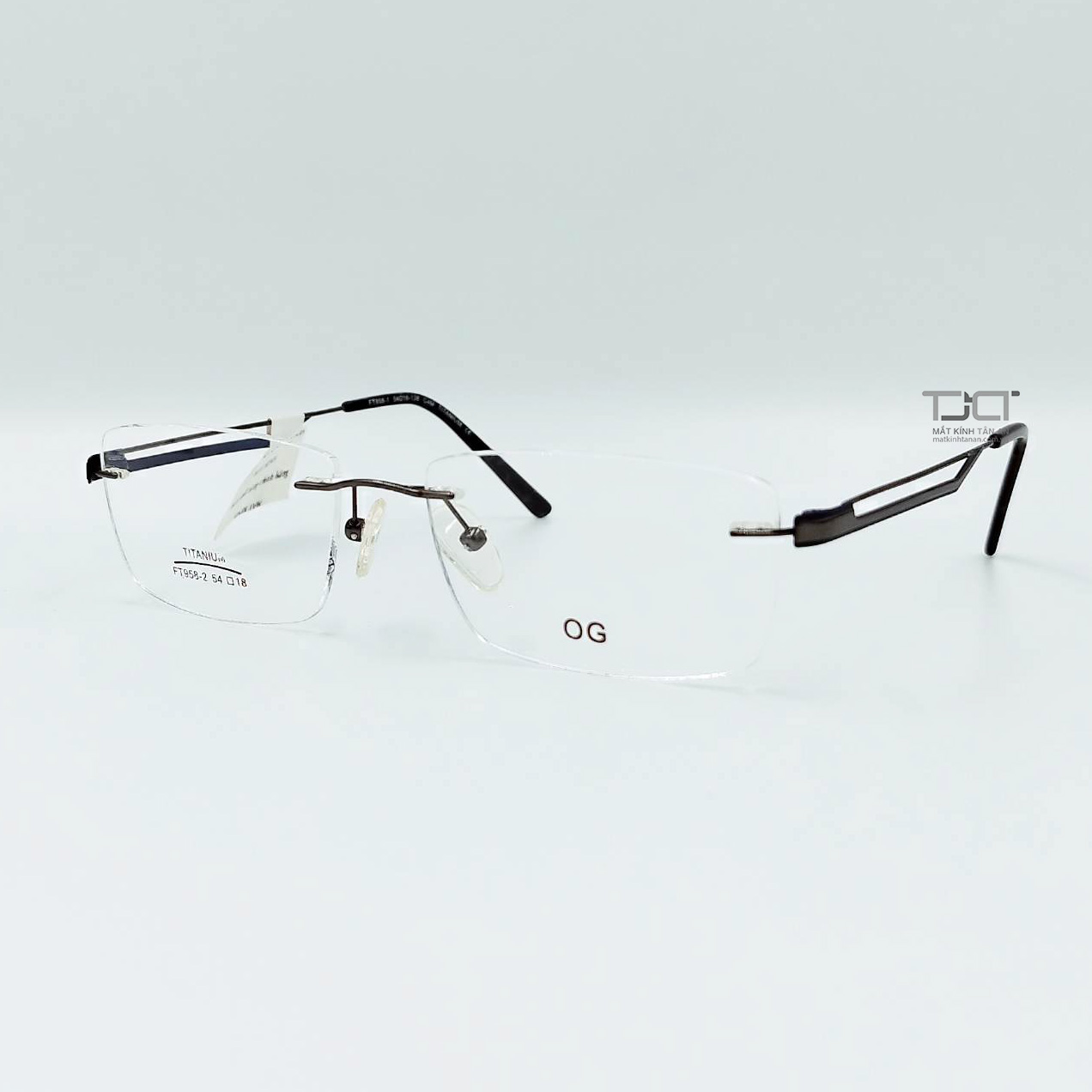 GỌNG KÍNH BẮT ỐC, TITANIUM ,  PHOM VUÔNG, NAM NỮ THỜI TRANG