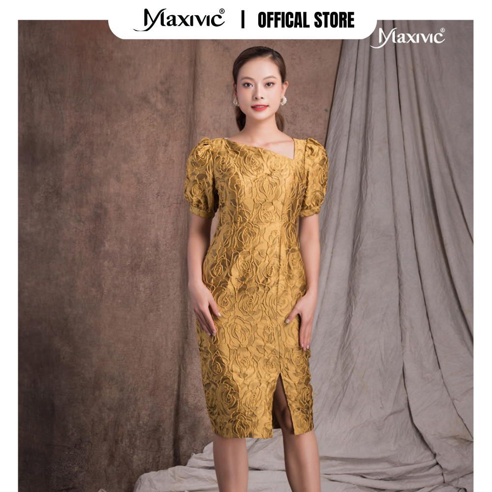 Đầm Vàng HH Nổi Cổ V Xéo Maxivic M0112210