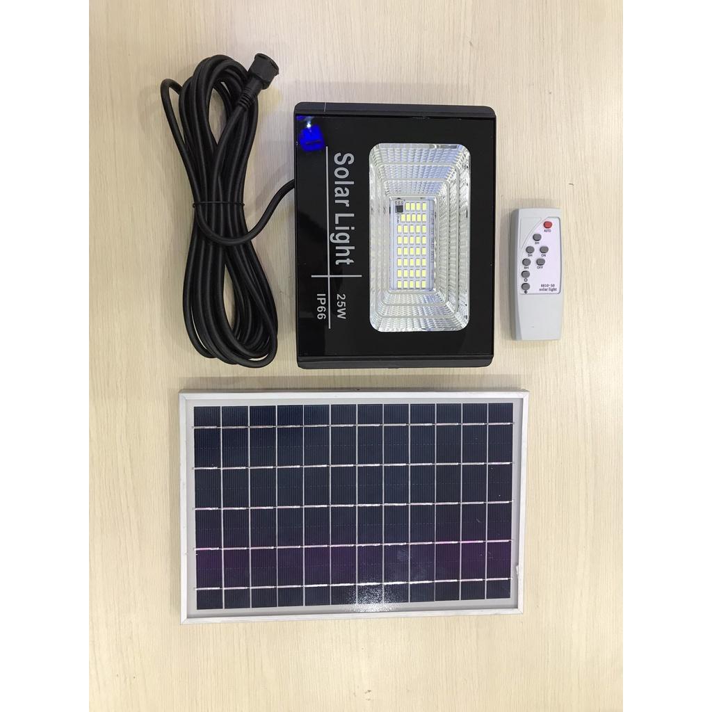 Đèn Pha Led Năng Lượng Mặt Trời Nhỏ Gọn 25W