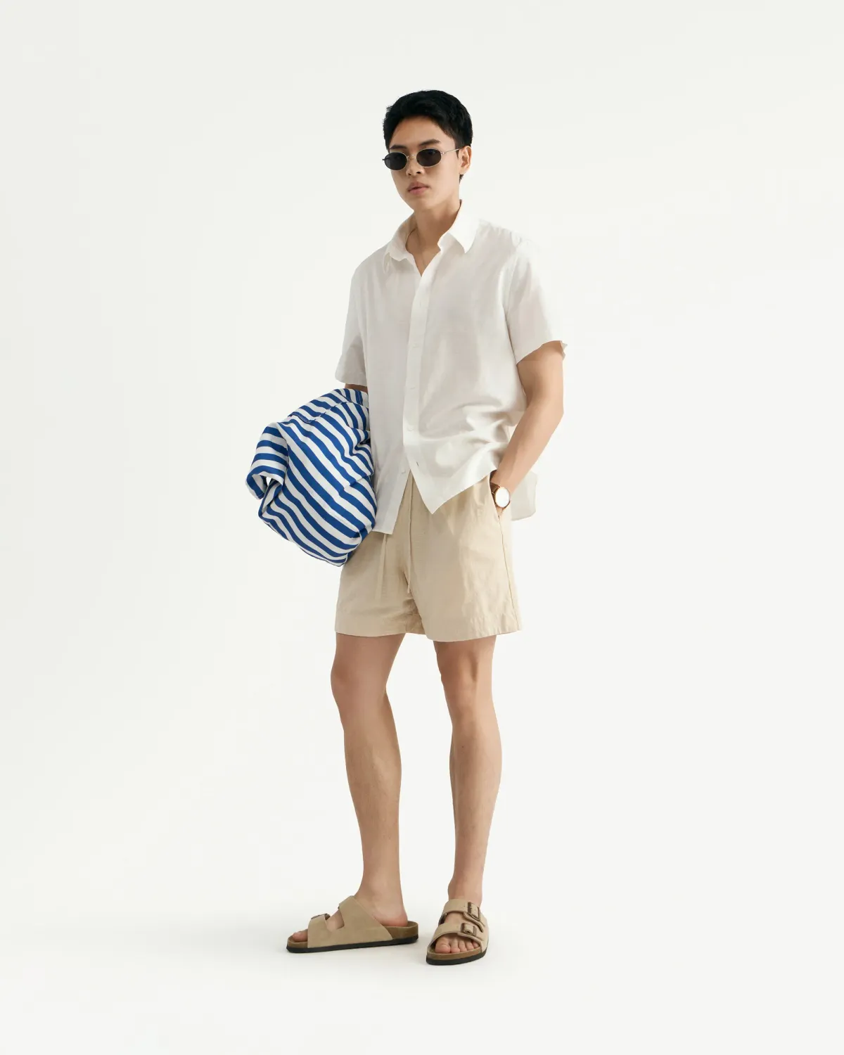 Quần Short Vải texture Lưng Thun Dây Rút Trơn Form Loose - RT 10S25PSH051 | ROUTINE CÀ MAU