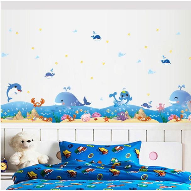 Decal trang trí chân tường - Cá Voi Xanh Đại dương