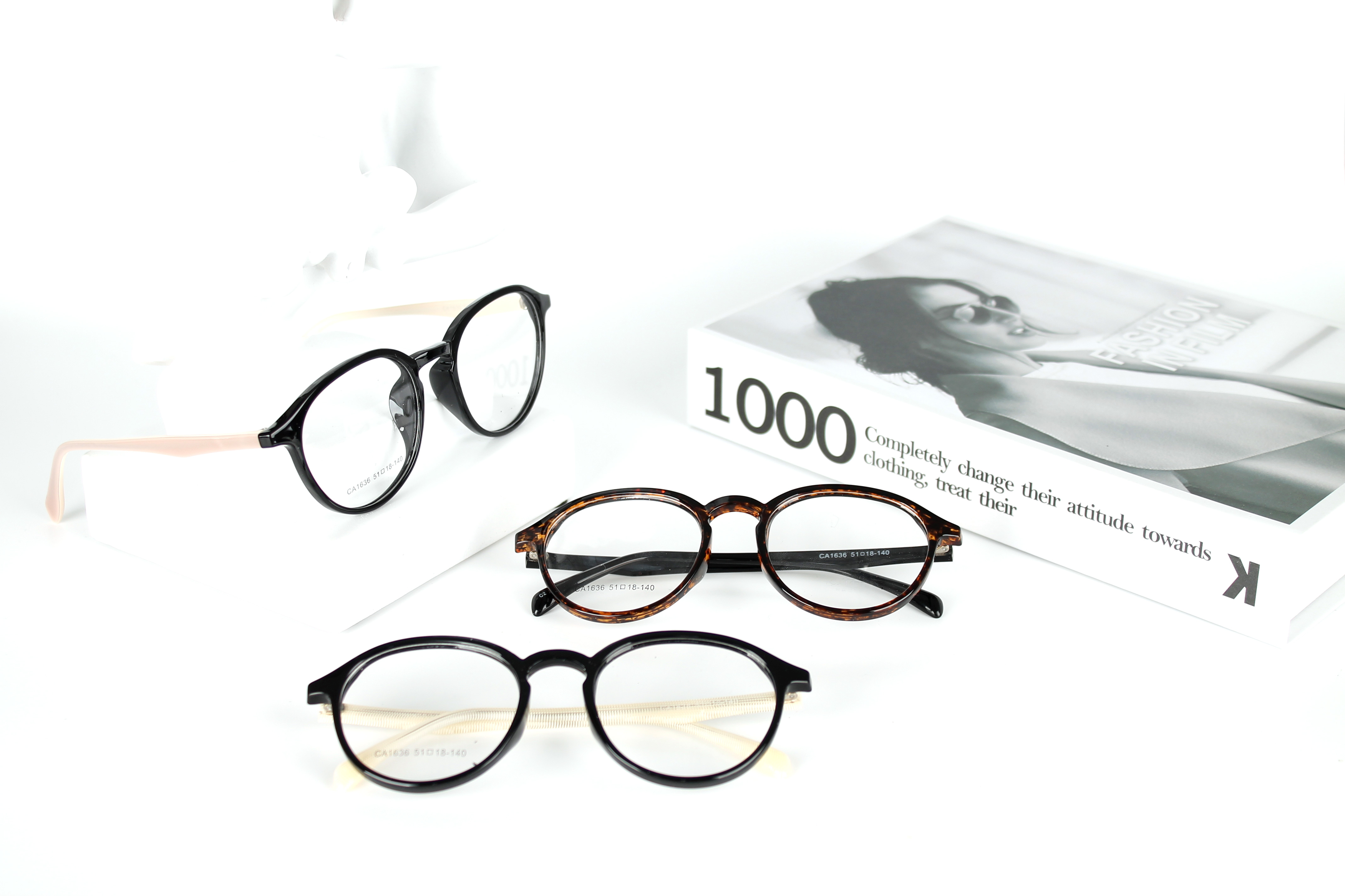 Gọng kính nhựa dẻo tr90 thời trang nam nữ Ouress CA1636