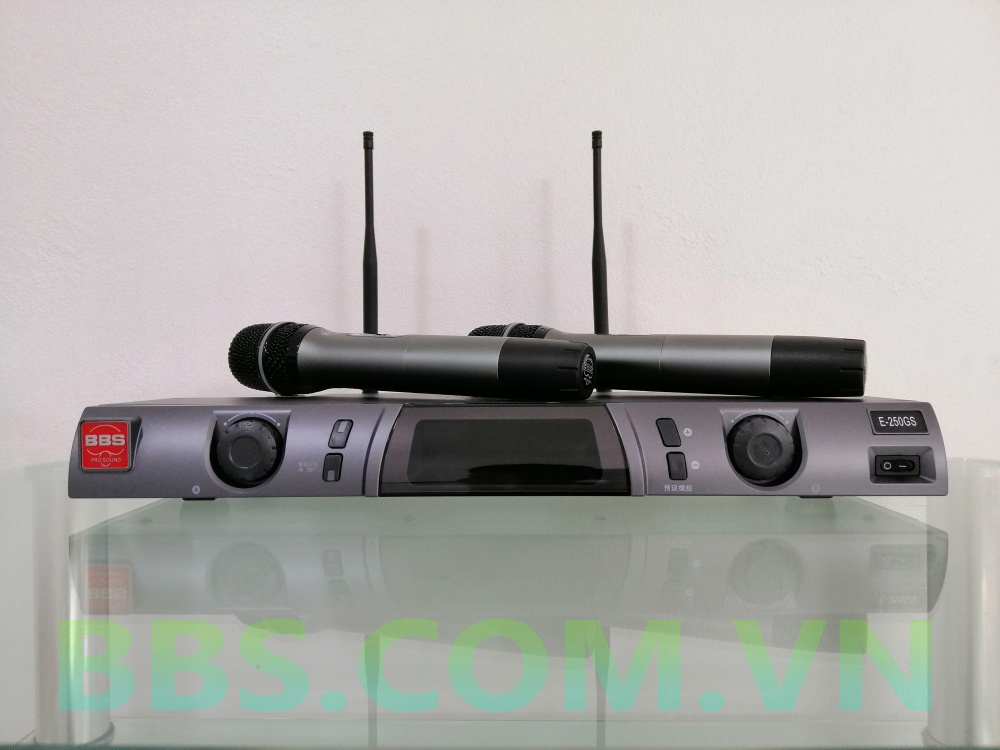 Micro karaoke không dây BBS E-250GS
