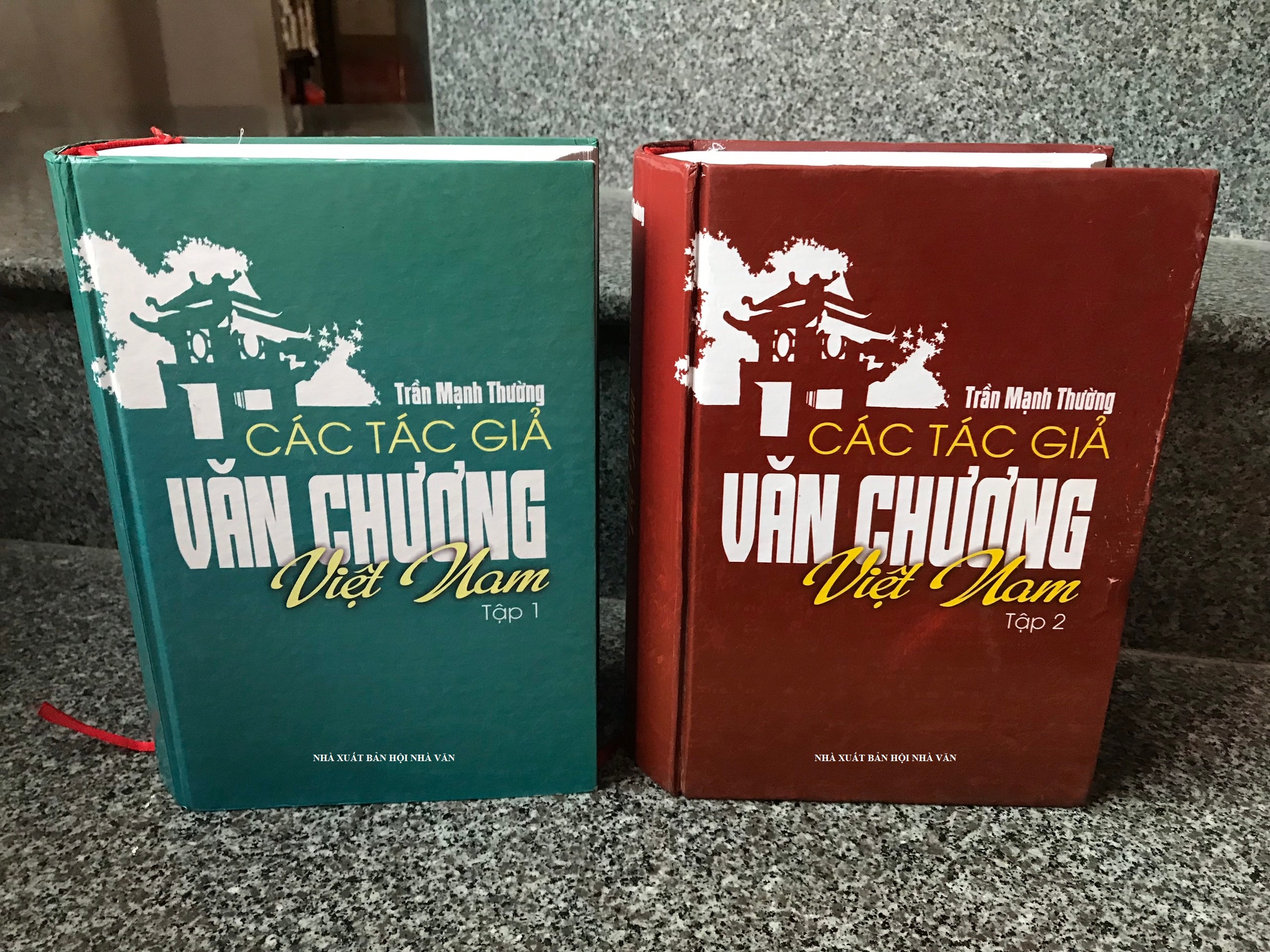 Các Tác Giả Văn Chương Việt Nam - Trần Mạnh Thường (Trọn Bộ 2 Tập Bìa Cứng)