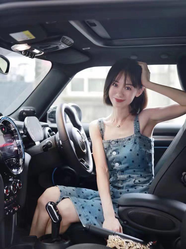 SHUANGYAN Mori cổ điển mảnh hoa denim dây đeo váy phụ nữ 2023 mùa hè mỏng thắt lưng xẻ tà hiển thị cao đơn hàng khuy a váy
