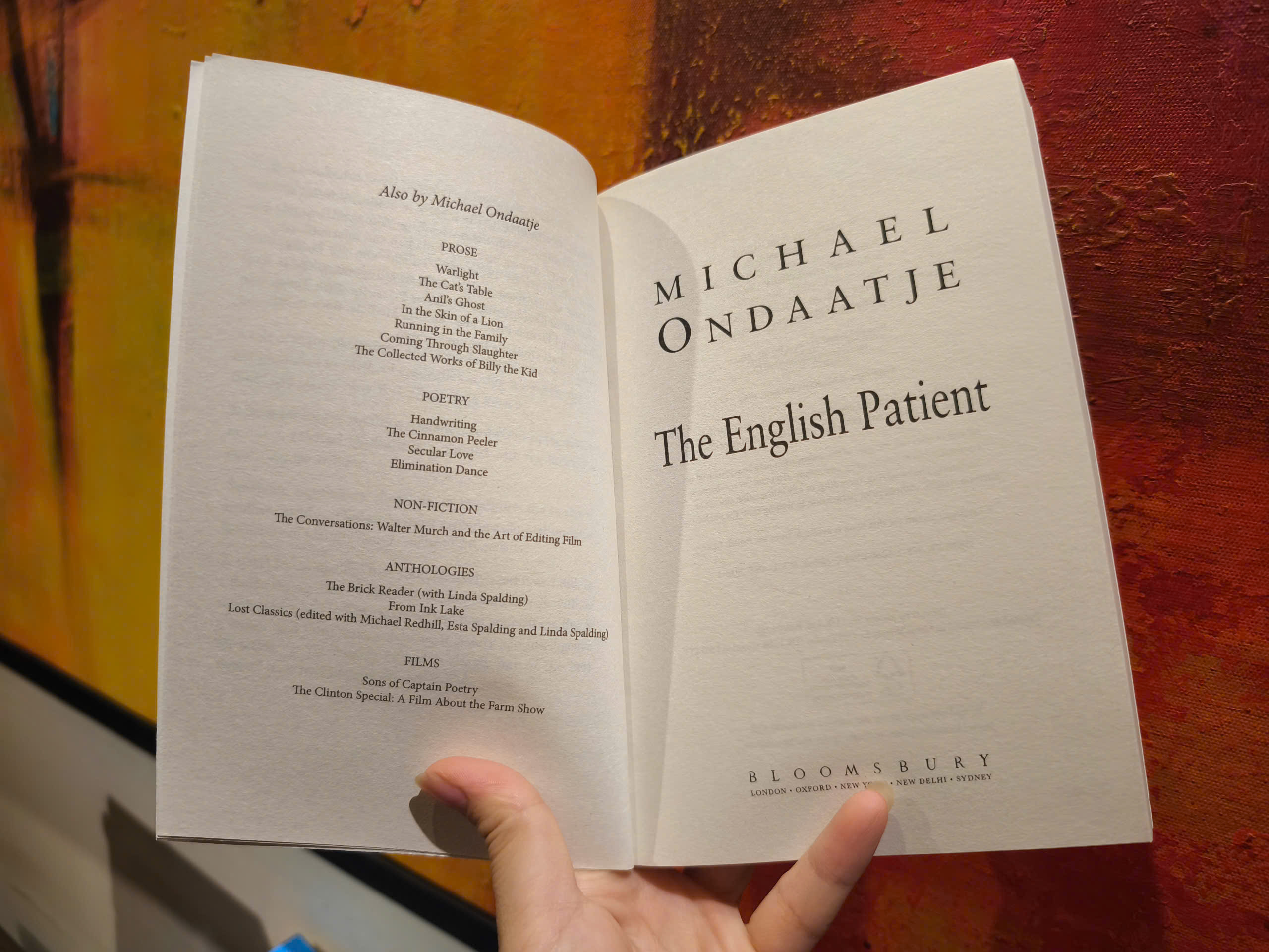 Sách - The English Patient by Michael Ondaatje - Booker Prize Winner, Tiểu thuyết đoạt giải