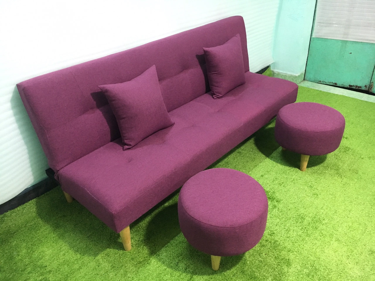 Bộ sofa bed tím bố BT vs 2 ghế đôn tròn, sofa giường, ghế sofa phòng khách, salon, sopha, sô pha, sa lông