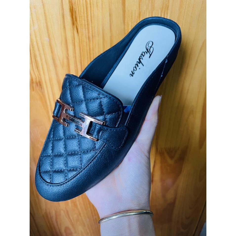 Dép Sục Nữ Nhựa Màu Đen Chịu Nước , Trẻ Trung 1609H