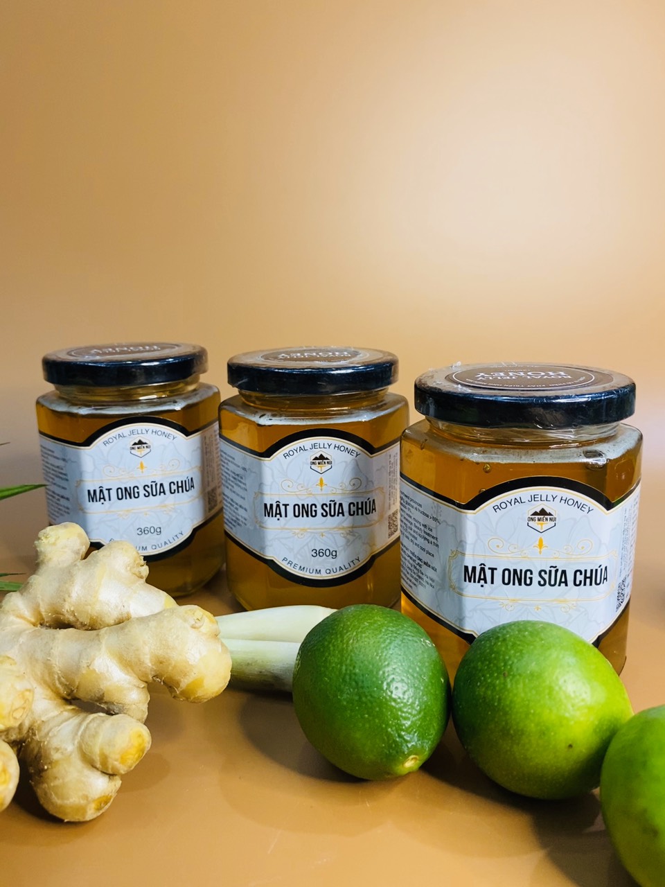 Mật ong sữa chúa 360g