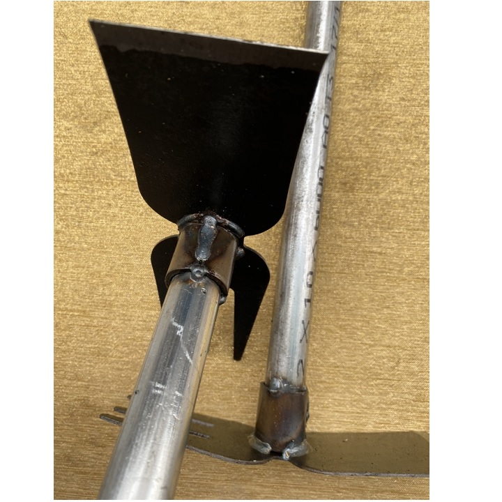 Cuốc cào xới đất có cán 30cm