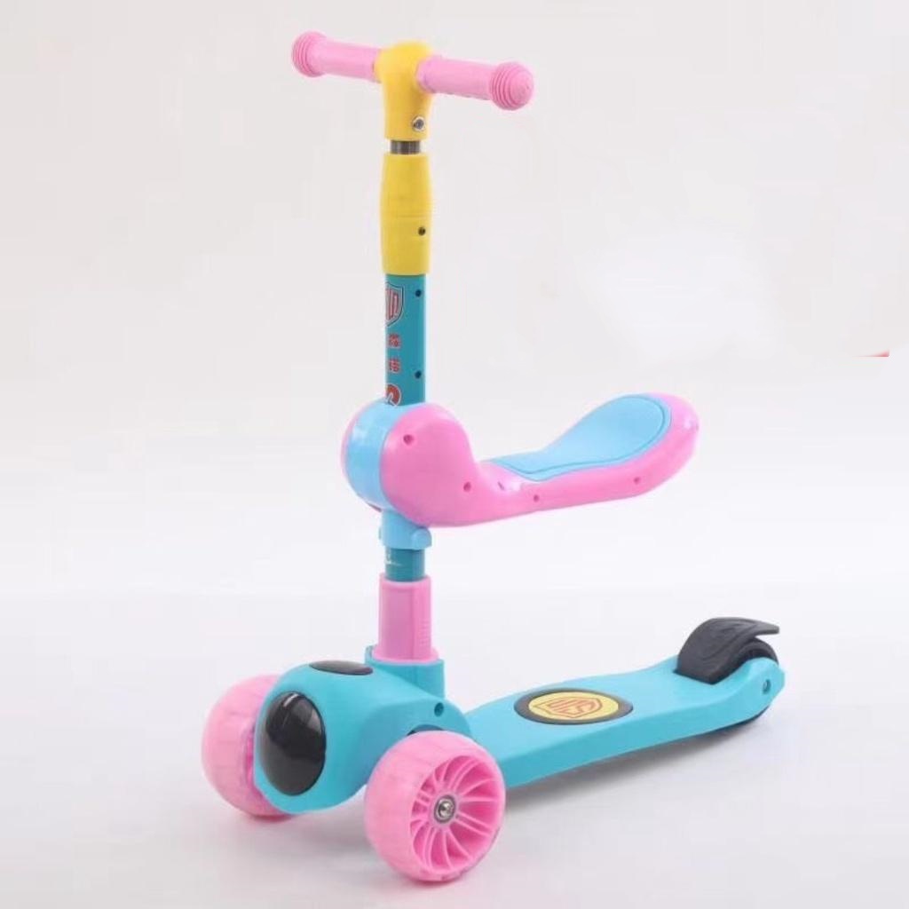 Xe trượt Scooter 3 IN 1 có đèn Led 3 Bánh, phát nhạc, Có ghế ngồi-Heo Peppa Cực kì chắc chắn