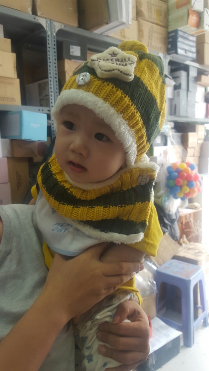 Bộ mũ và khăn len lót lông nỉ cho bé