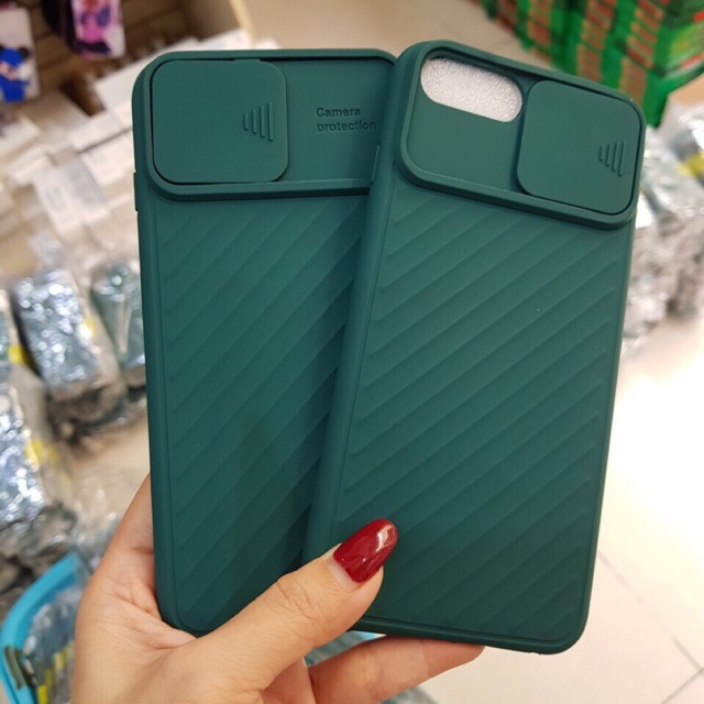 Ốp Lưng Silicon Có Nắp Che Camera Cho Iphone 11 Pro Max - Màu Ngẫu Nhiên