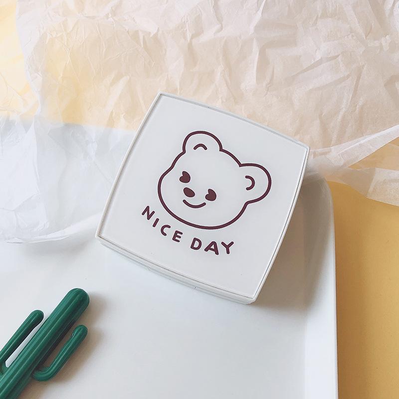 Hộp kính áp tròng Gấu Dễ Thương Màu Trắng