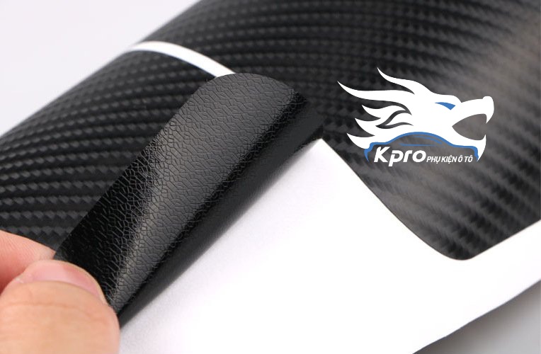 Decal vân carbon chống trầy bậc cửa ô tô, xe hơi - Hàng Kpro chất lượng cao