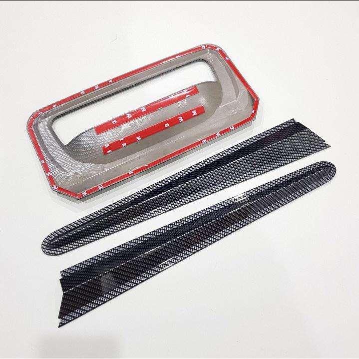 Ốp tay mở cốp sau carbonxe Ford Ranger vân cacbon cao cấp, dùng chung cho các đời xe