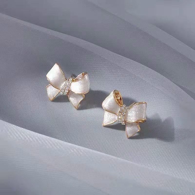 Bông tai thời trang nữ kiểu nơ BTAW 222