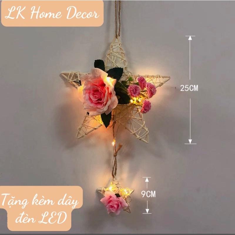 Phụ kiện treo tường Set ngôi sao 5 cánh có gắn hoa kèm đèn LED treo tường trang trí phòng ngủ, bàn học , nhà cửa