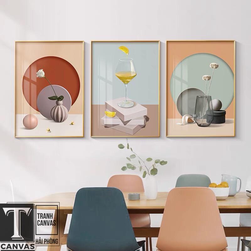 Tranh canvas tràn viền treo tường phòng ăn, tranh vẽ bình hoa sắc màu H 130-136