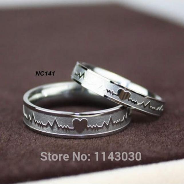 Nhẫn cặp inox nhịp đập trái tim tình yêu NC141