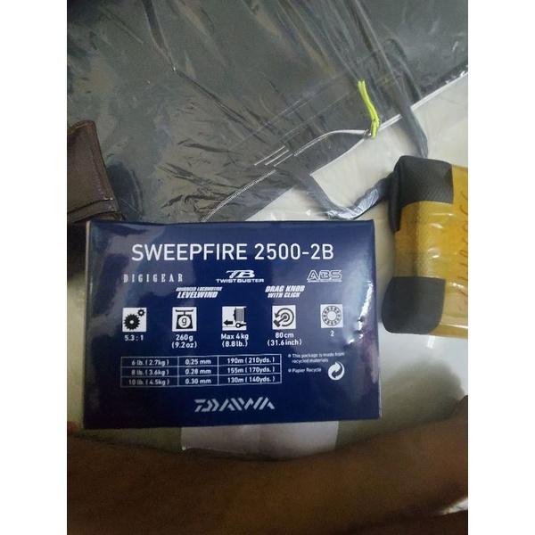 máy câu cá daiwa sweepfire 2b 2500 - 4000