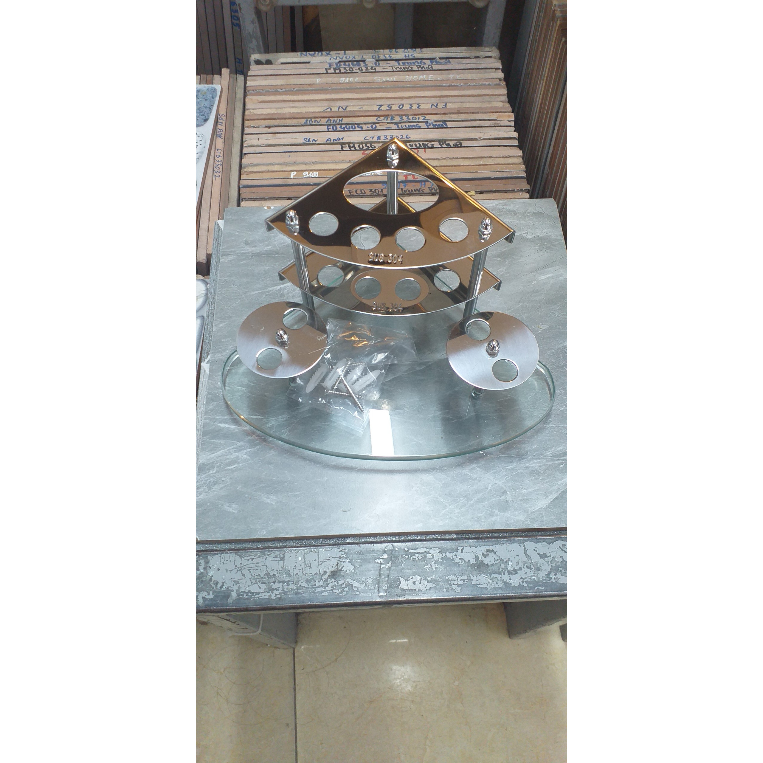 KỆ GOC ĐỰNG BÀN CHẢI, KEM ĐÁNH RĂNG INOX304