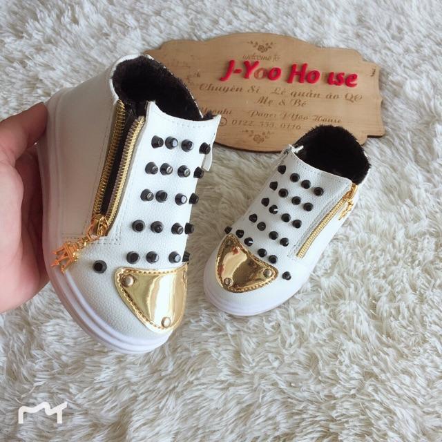 Giày Boot ngắn tán đinh lót lông ấm áp