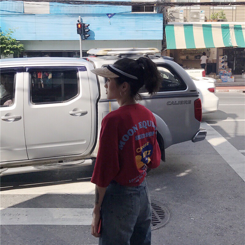 Áo Thun Nữ Tay Lỡ - Áo Phông Nam Nữ Form Rộng Freesize Vải Chất Cotton Mịn Mát Kita Unisex - Mẫu MOON EQUIPPED