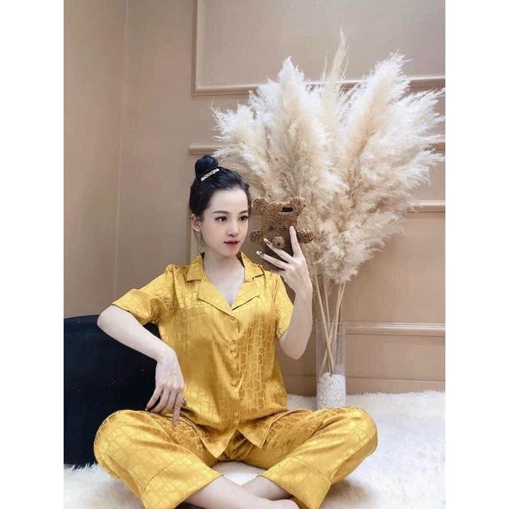 Bộ Pyjama Lụa tay cộc quần dài - Lụa Satin-mẹ bầu mặc sau sinh tiện lợi