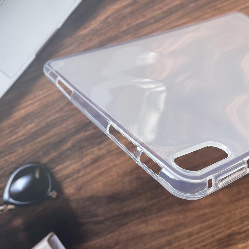 P lưng silicon cho máy tính bảng Huawei MatePad 11 viền trong suốt, mặt lưng trắng mờ.