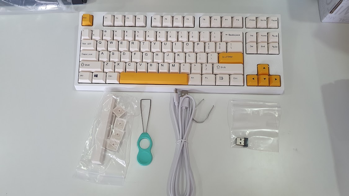 Bàn phím keycool KC87 3 modes Hotswap Gateron red Swich - Hàng chính hãng