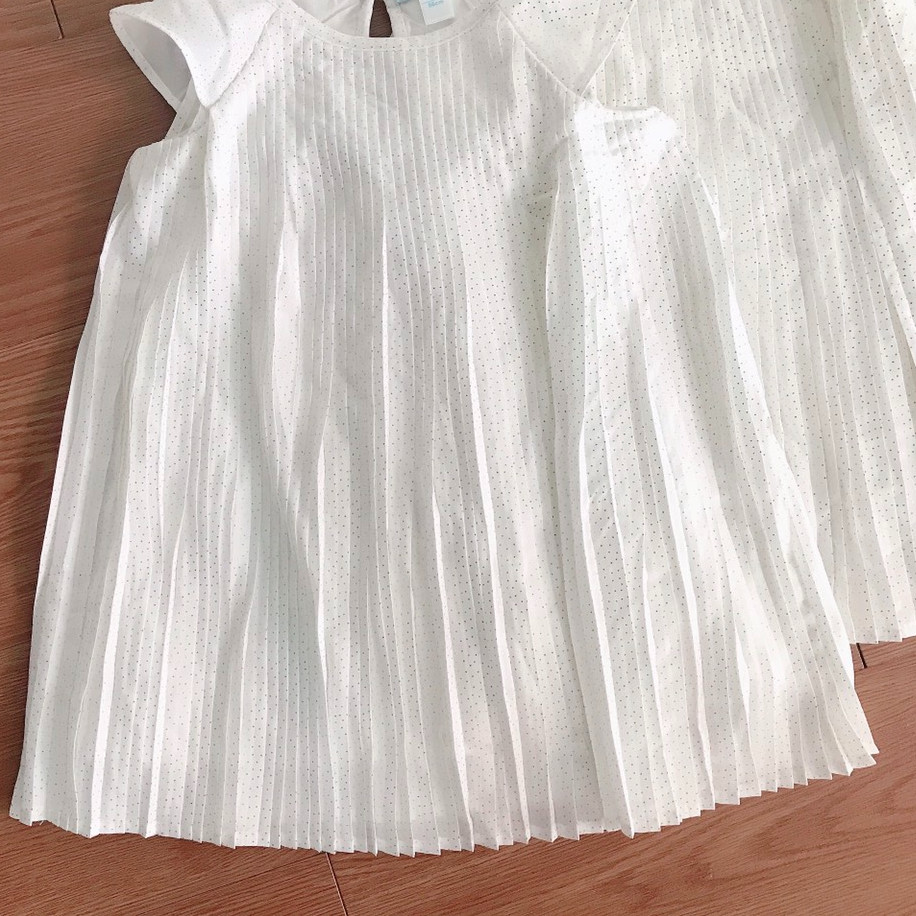 Váy thô trắng chấm bi xếp ly bé gái 0-23m