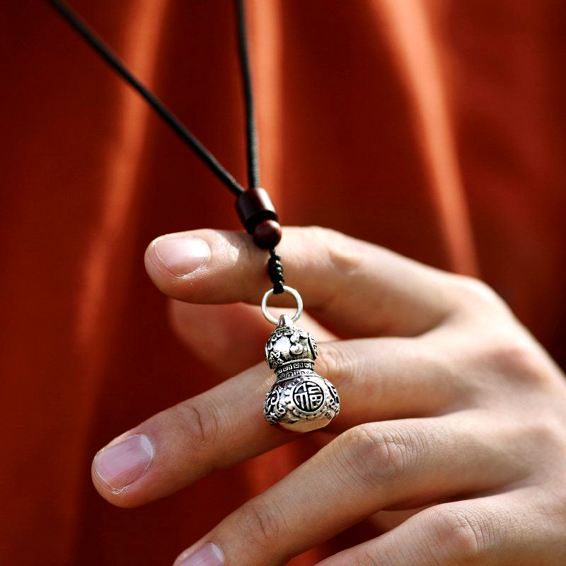 Dây chuyền phong thủy bằng Tittan mặt hình hồ lô Tài Lộc - HL01