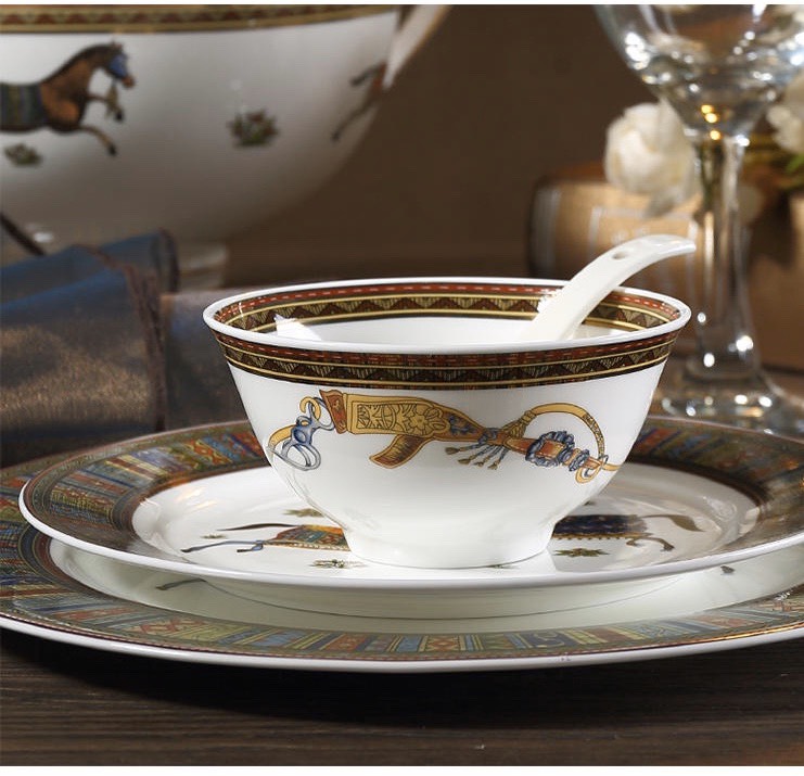 Set đồ ăn 48 món Mã đáo thành công men sứ xương Bone China sang trọng tinh tế đẳng cấp Châu Âu