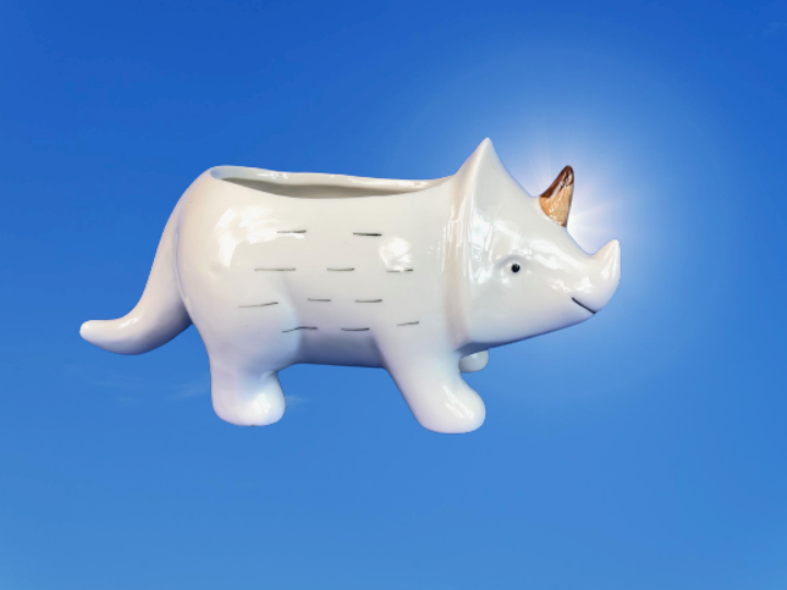 Ly sứ trang trí hình Tê giác