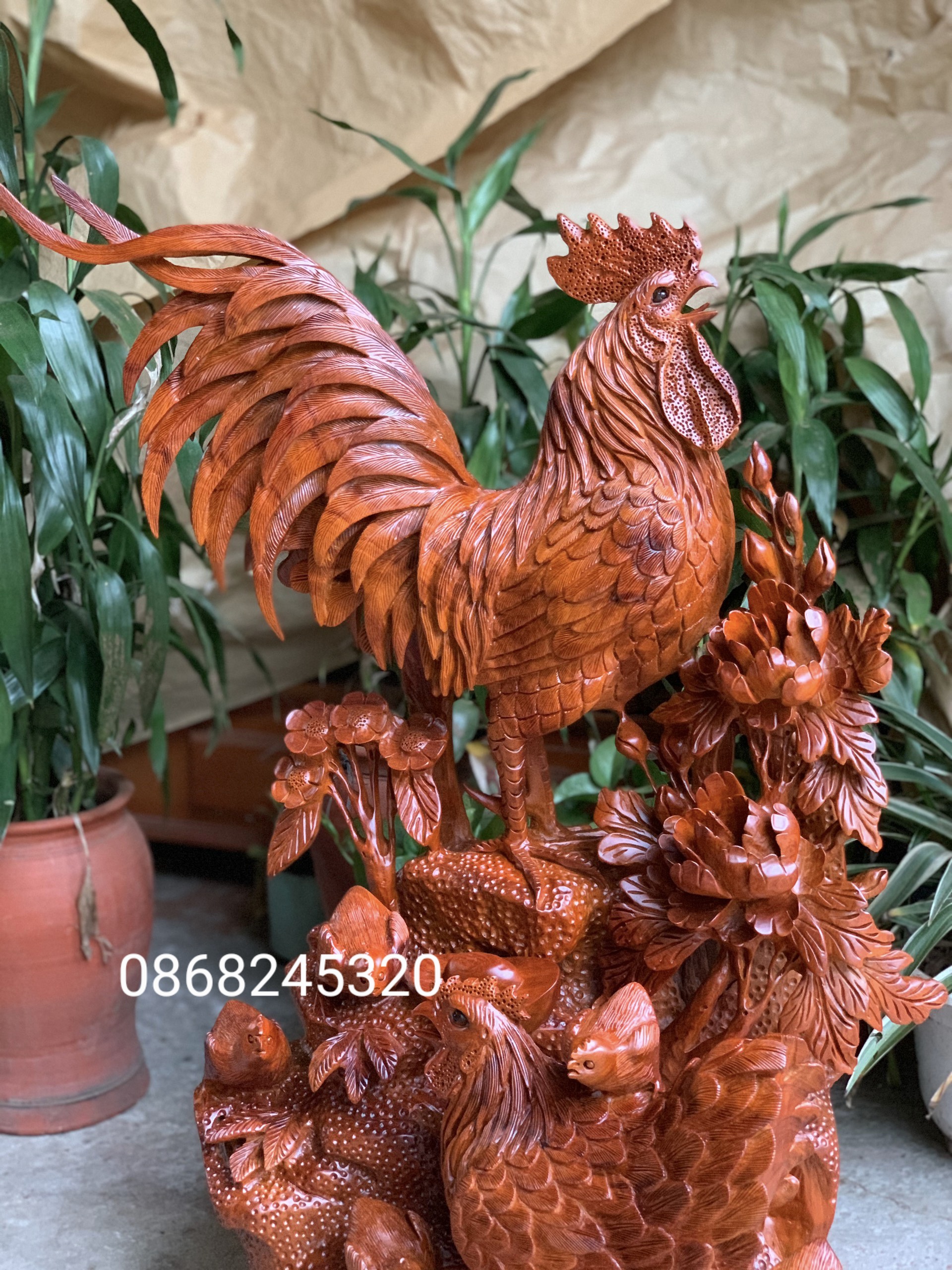 Tượng gia đình gà phong thủy bằng gỗ hương ta kt cao 82×50×38cm 