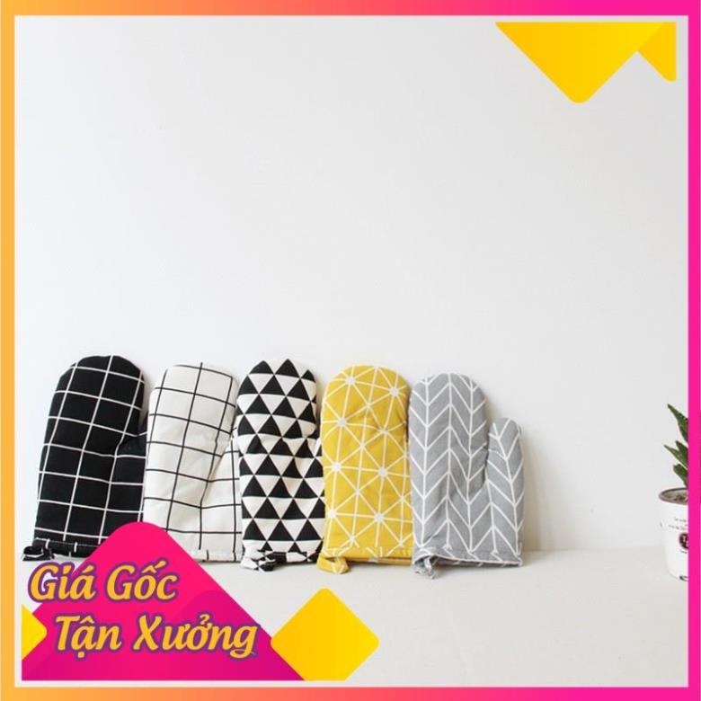 Găng Tay Nhà Bếp Cách Nhiệt Chống Trượt Vải Cotton Dày Dặn FREESHIP  TP'S