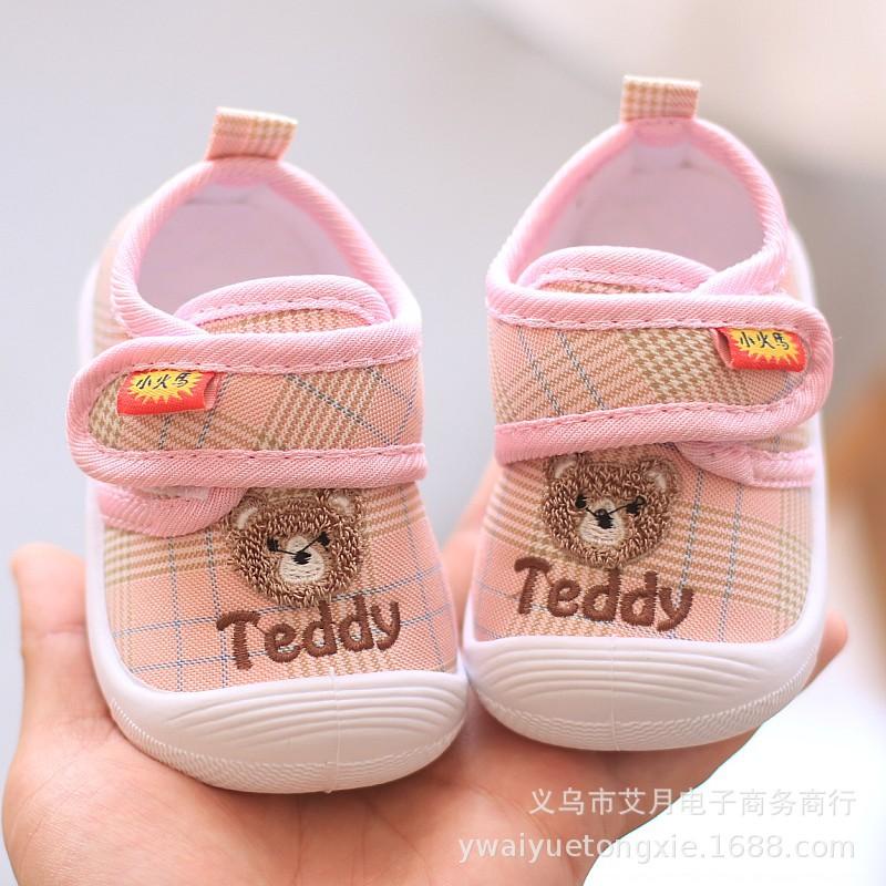 Giày tập đi, giày thêu hình gấu Teddy tập đi cho bé trai bé gái Đế mềm_chống trượt_ chống vấp_Quai dán tiện lợi 0-2 tuổi