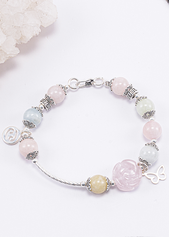 Vòng Tay Phong Thủy Nữ Đá Beryl Phối Hoa Mẫu Đơn Nhiều Mệnh Ngọc Quý Gemstones