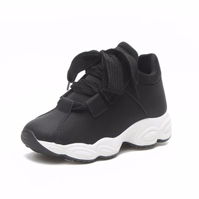 Korean style mesh sports shoes