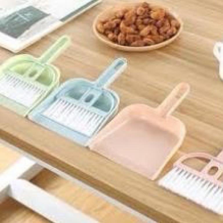 Bộ chổi Quét Bàn Thờ Quý phu nhân - Chổi quét ban thờ - Chổi phú quý hàng đẹp