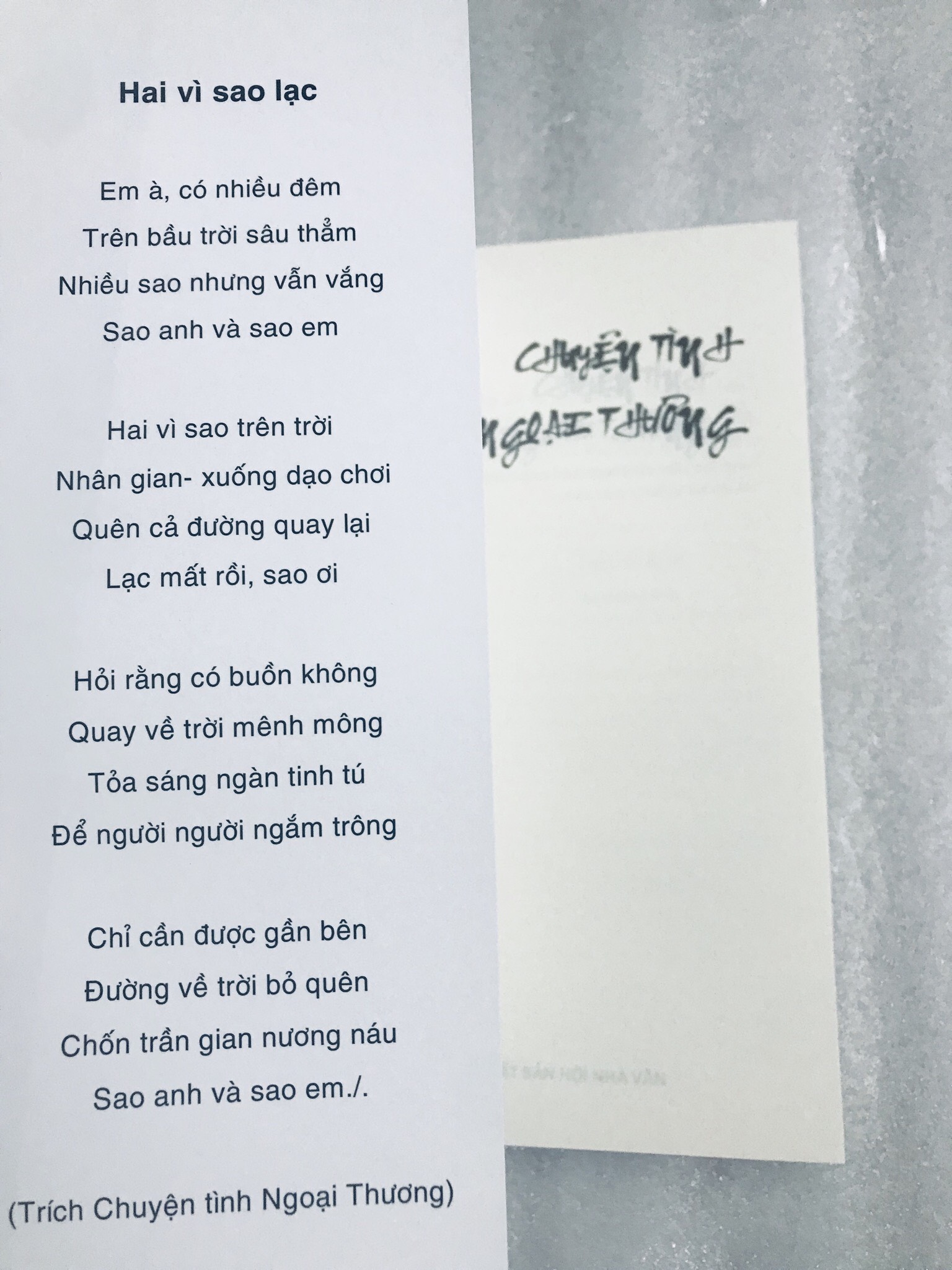 Chuyện Tình Ngoại Thương (tặng kèm bookmark)