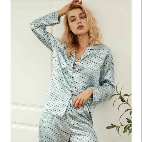 Bộ Pijama lụa cao cấp Quảng Châu nhiều màu lựa chọn, chất vải lì mướt tay, mặc nhẹ tênh, cảm giác mát lạnh, size M,L,XL. Hàng bao đẹp.
