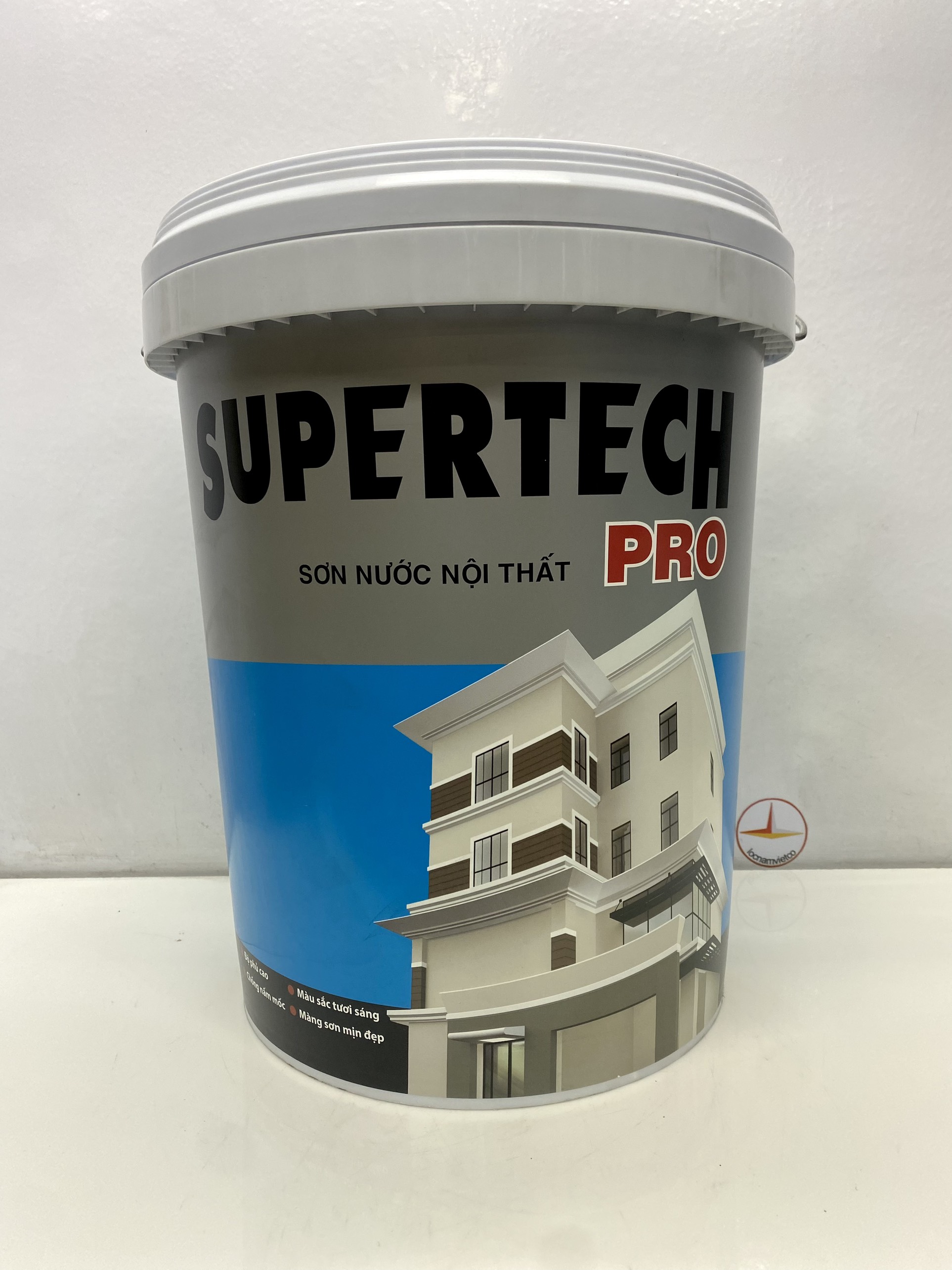 Sơn Nước Toa Supertech nội thất màu xám nhạt 8268_18L